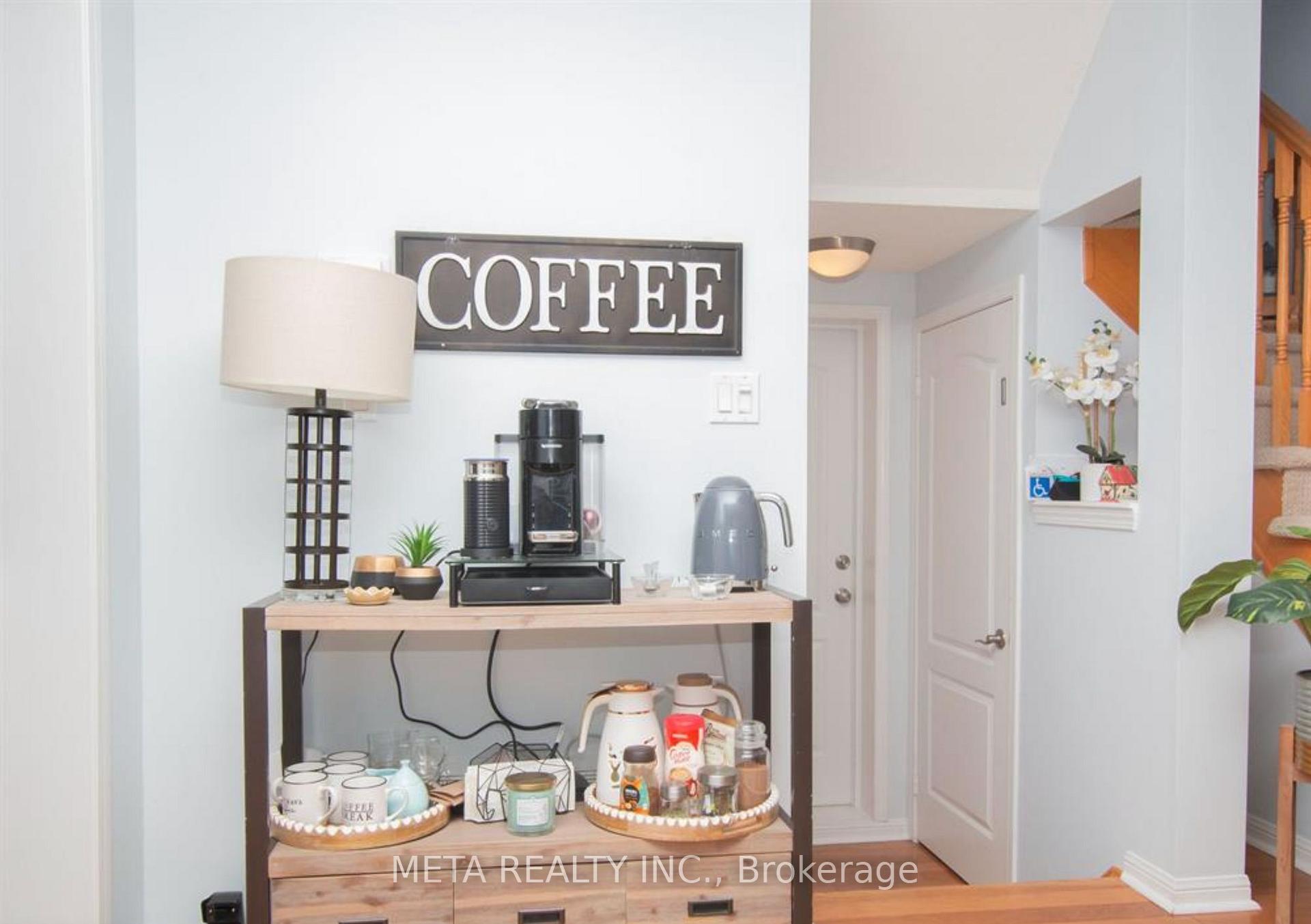 Photo 5 of 2109 Dunmore Avenue, Burlington, Orchard — HOMEH