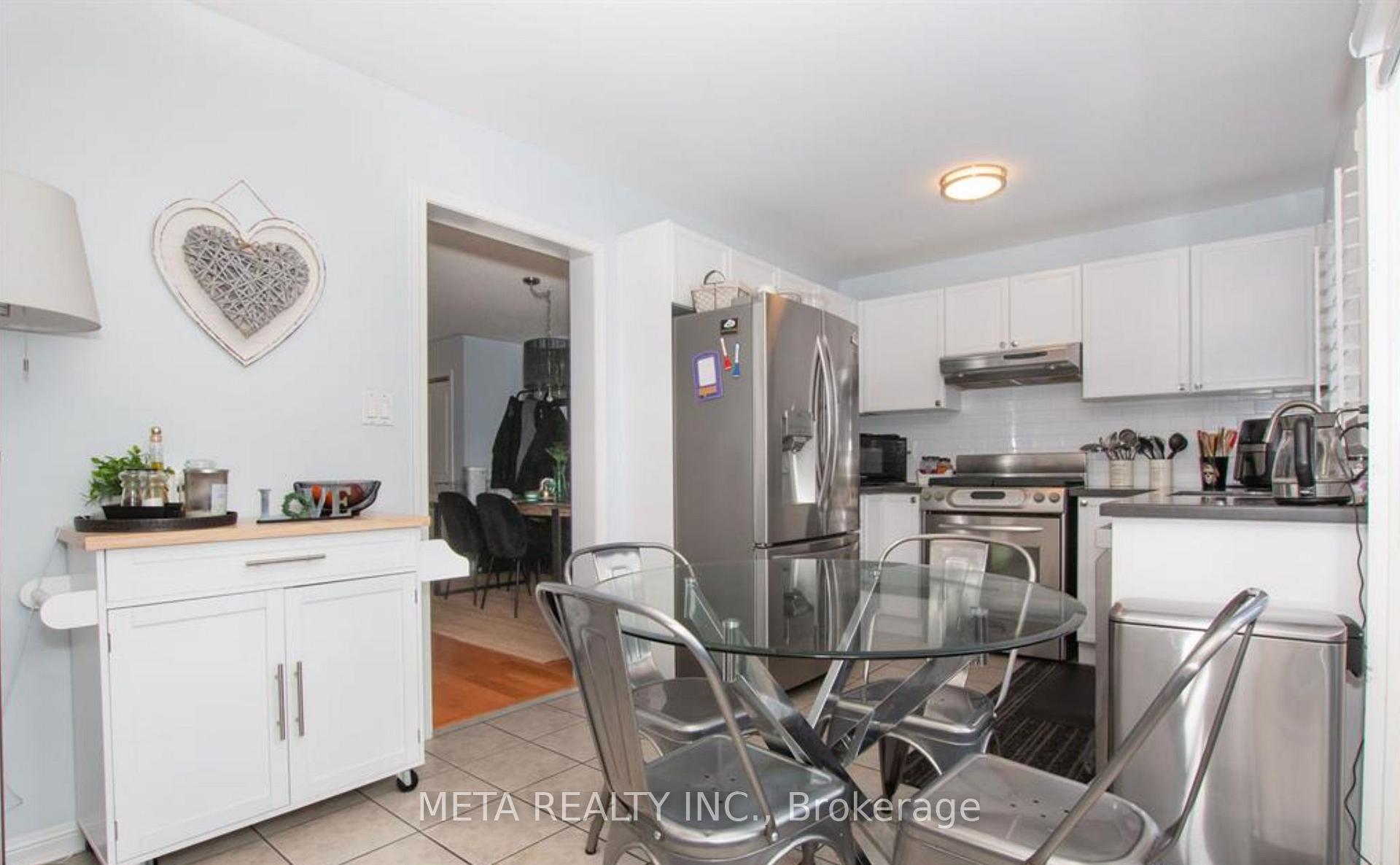 Photo 7 of 2109 Dunmore Avenue, Burlington, Orchard — HOMEH