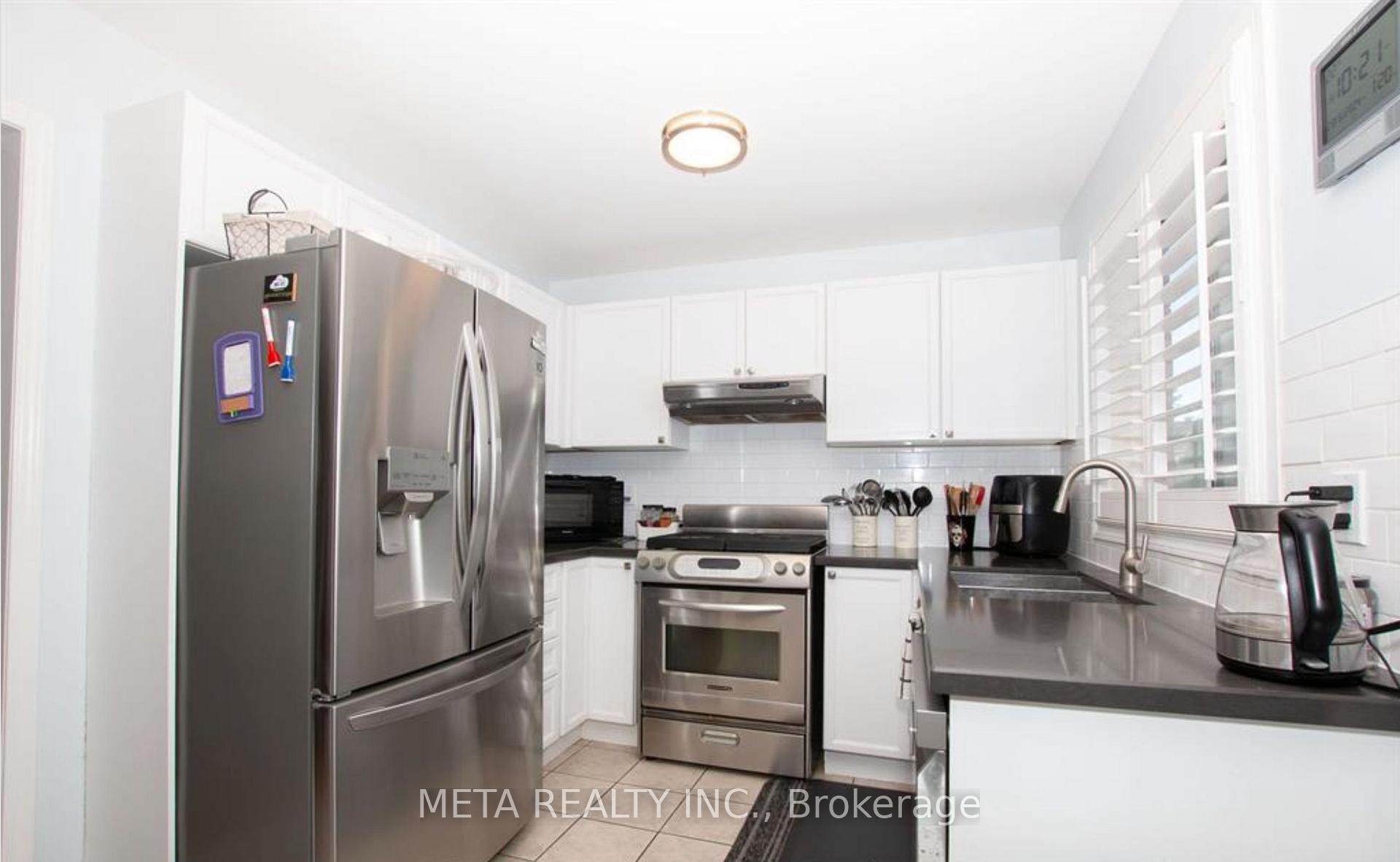 Photo 8 of 2109 Dunmore Avenue, Burlington, Orchard — HOMEH