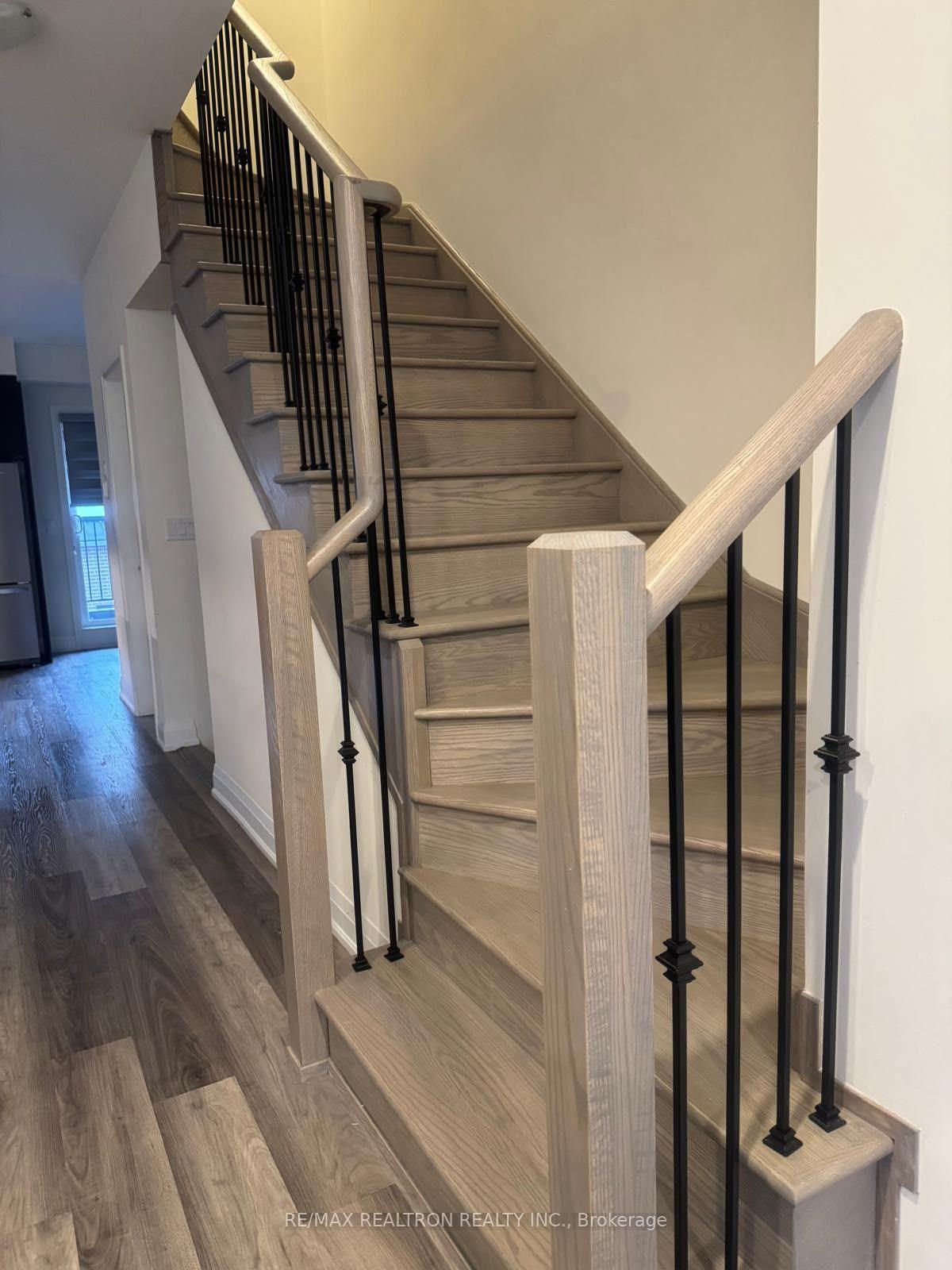 Photo 3 of Unit 1204, 1695 Dersan Street, Pickering, Duffin Heights — HOMEH