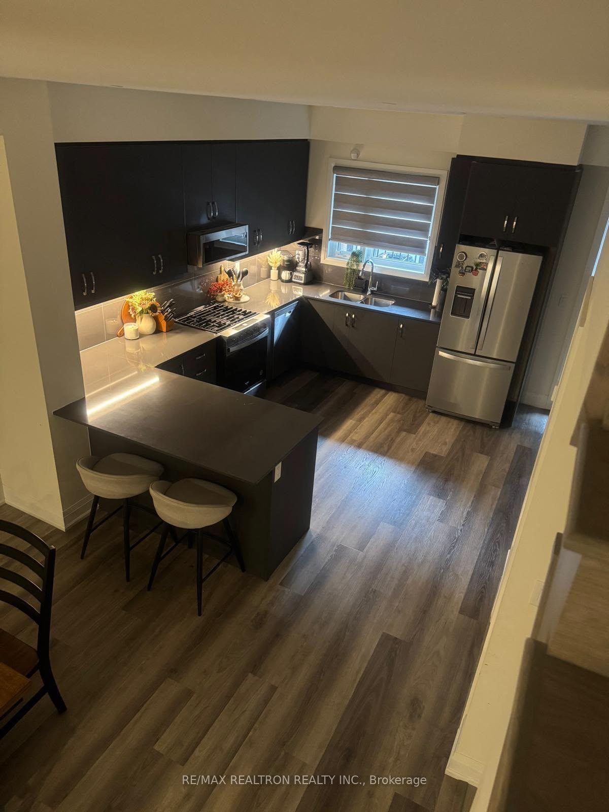 Photo 5 of Unit 1204, 1695 Dersan Street, Pickering, Duffin Heights — HOMEH