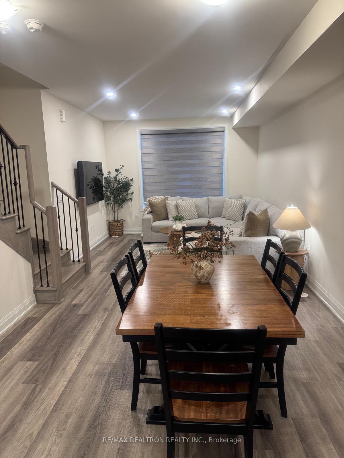 Photo 8 of Unit 1204, 1695 Dersan Street, Pickering, Duffin Heights — HOMEH