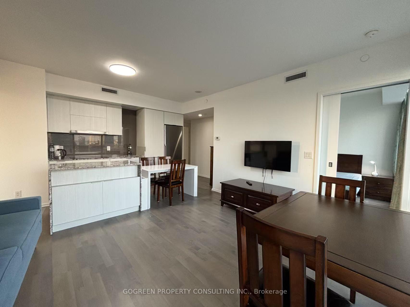 Photo 4 of Unit 1807, 1 Bloor Street E, Toronto, Church-Yonge Corridor — HOMEH
