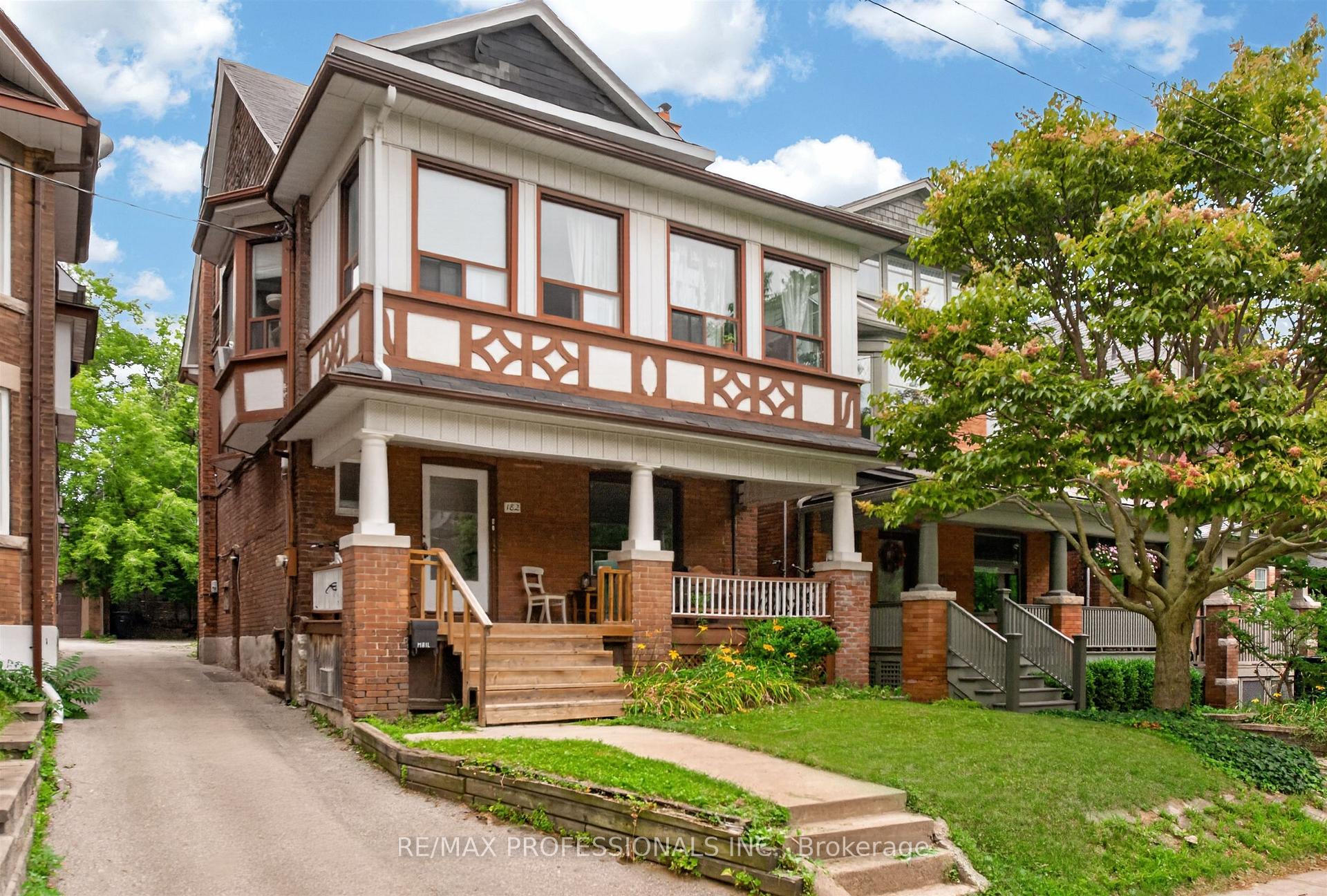Photo 1 of 182 Geoffrey Street, Toronto, High Park-Swansea — HOMEH