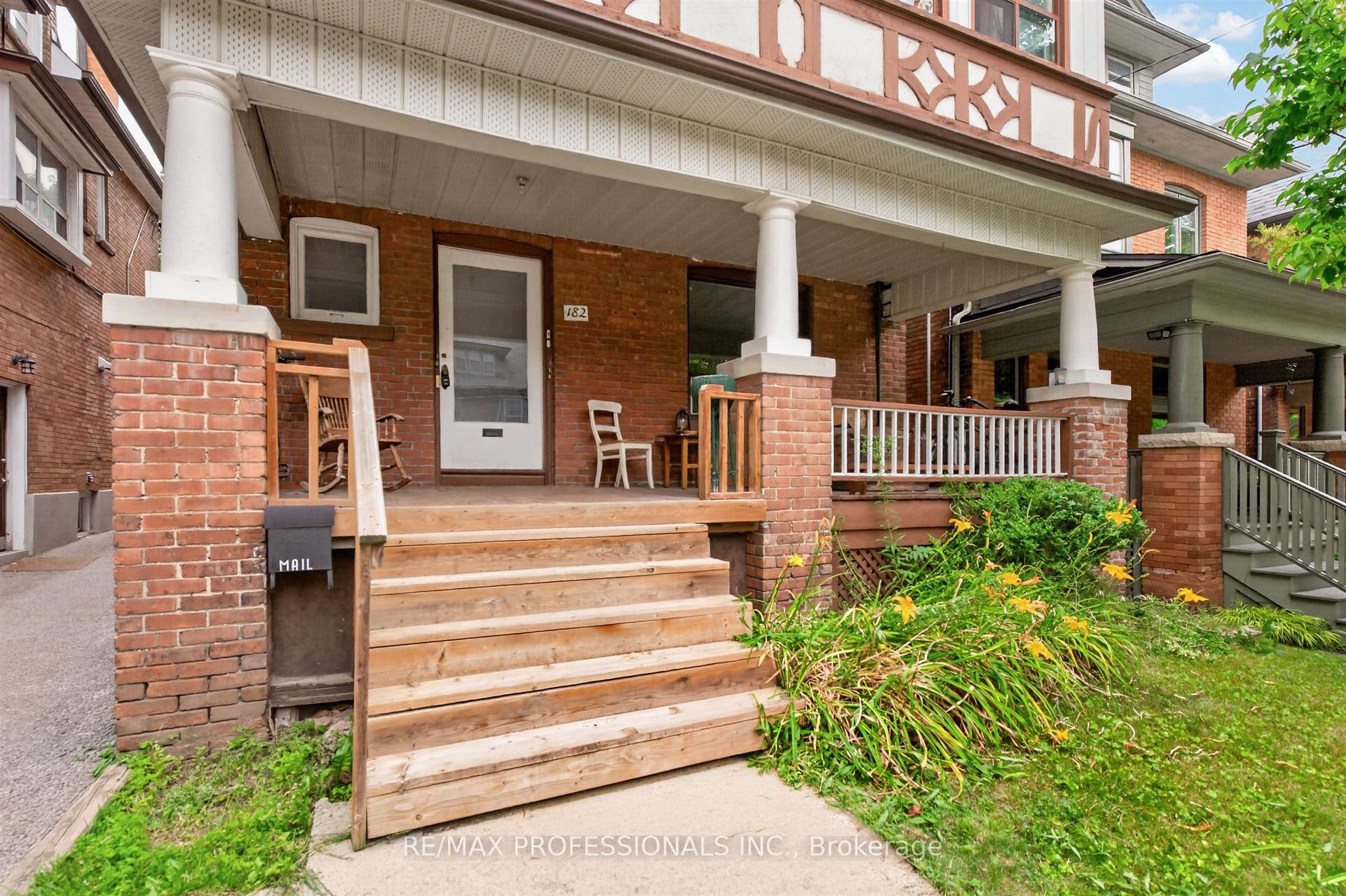 Photo 6 of 182 Geoffrey Street, Toronto, High Park-Swansea — HOMEH