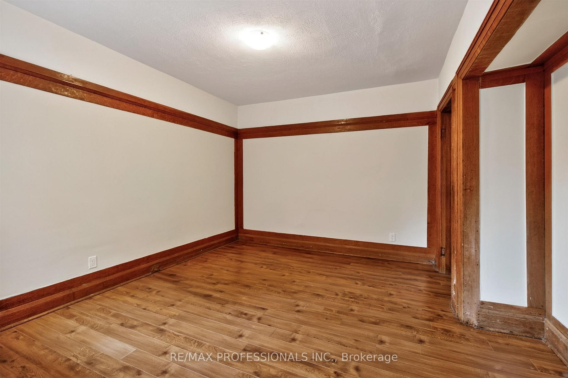 Photo 19 of 182 Geoffrey Street, Toronto, High Park-Swansea — HOMEH