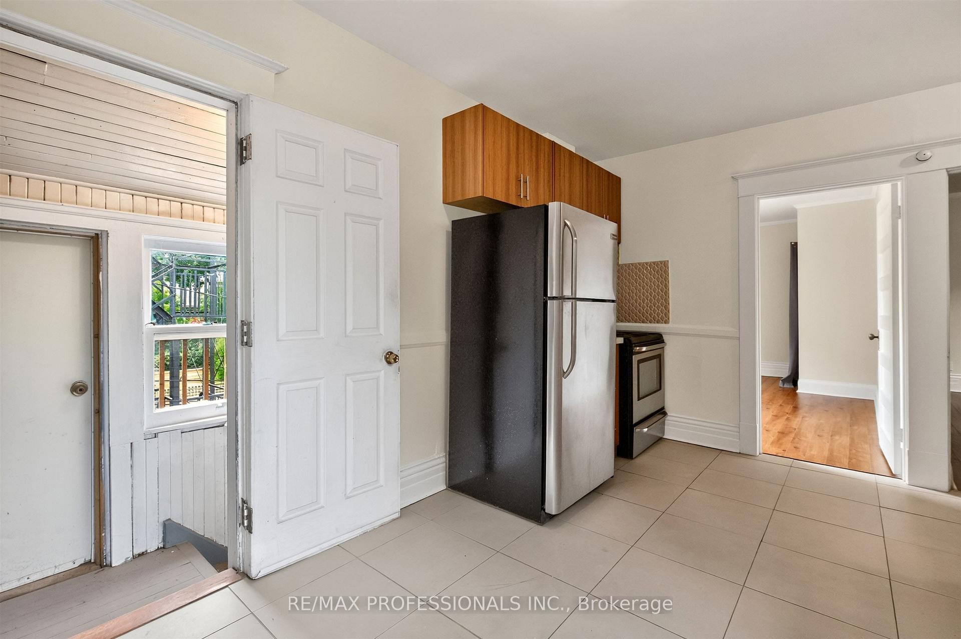 Photo 22 of 182 Geoffrey Street, Toronto, High Park-Swansea — HOMEH
