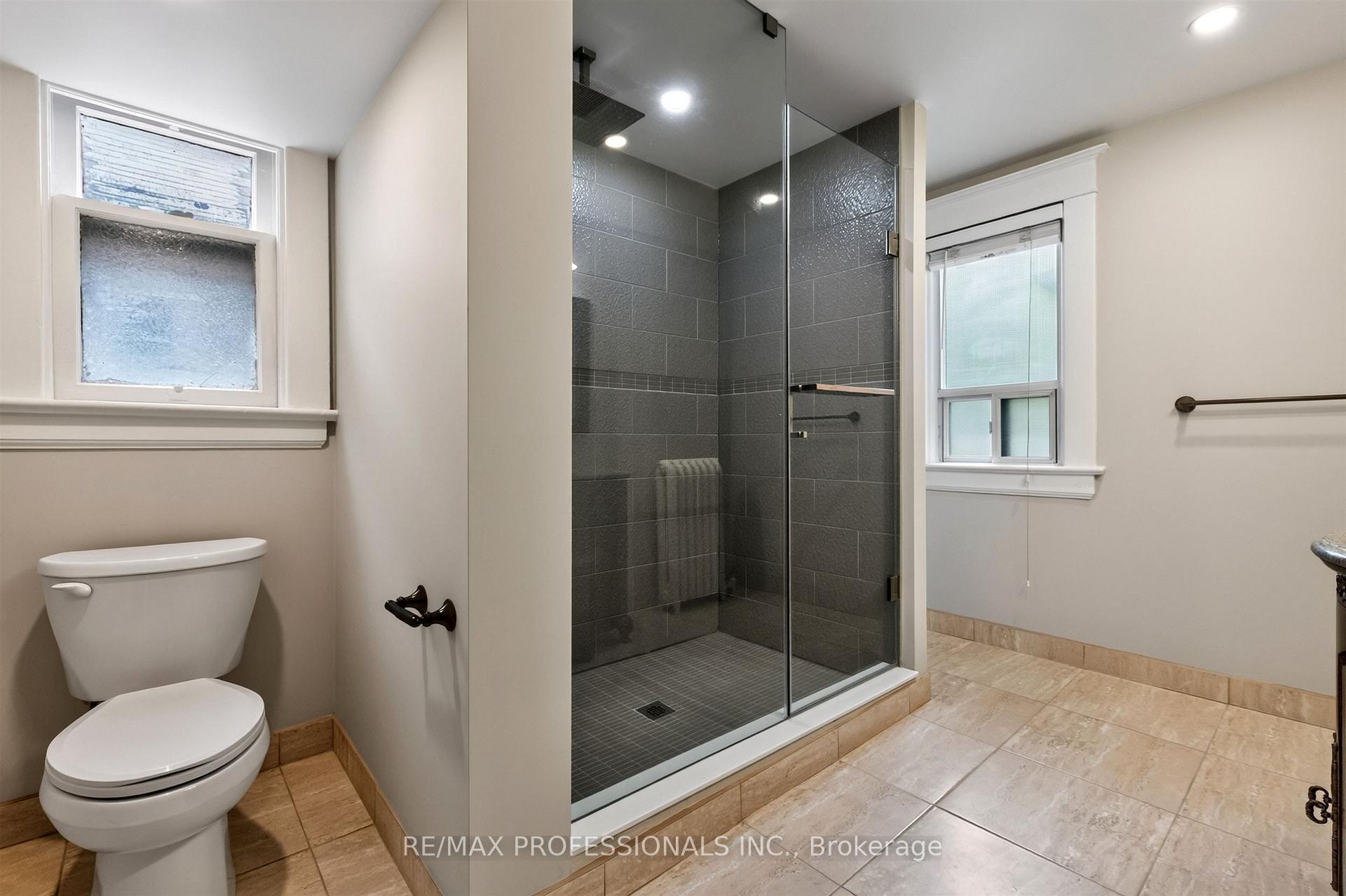 Photo 29 of 182 Geoffrey Street, Toronto, High Park-Swansea — HOMEH