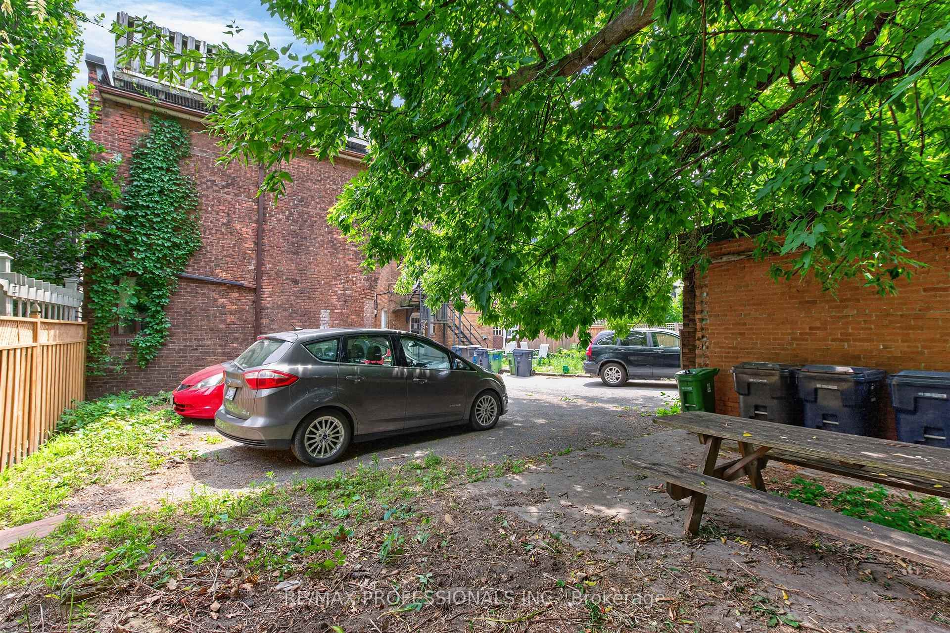 Photo 46 of 182 Geoffrey Street, Toronto, High Park-Swansea — HOMEH
