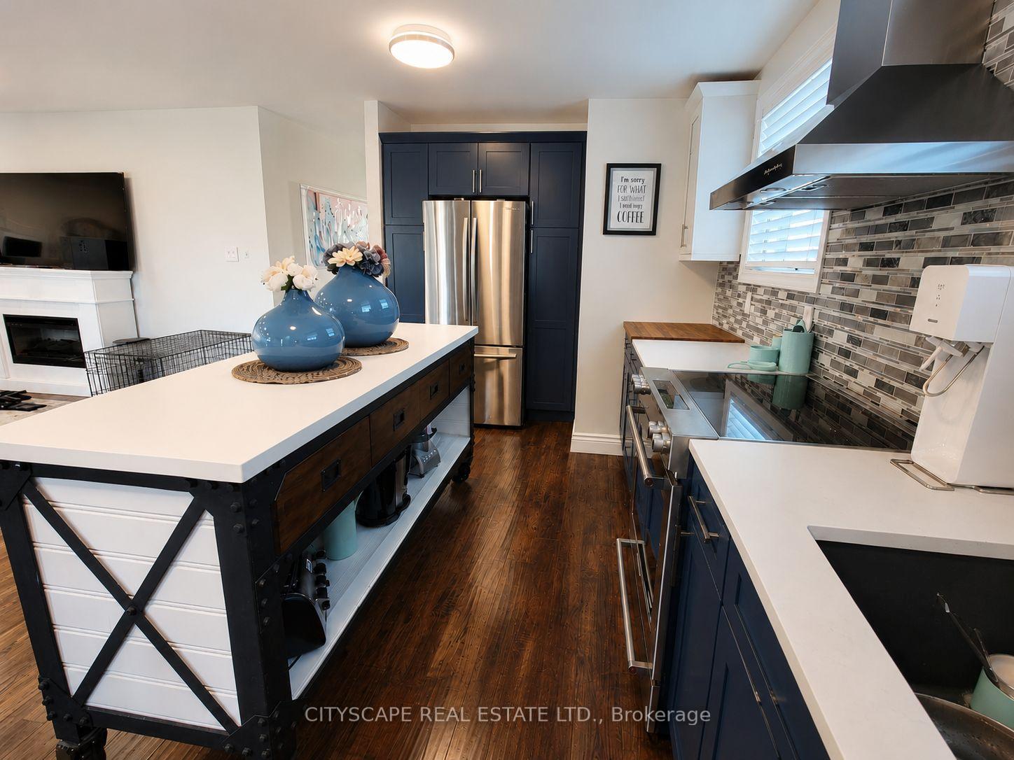Photo 3 of 891 Curtis Crescent, Cobourg — HOMEH