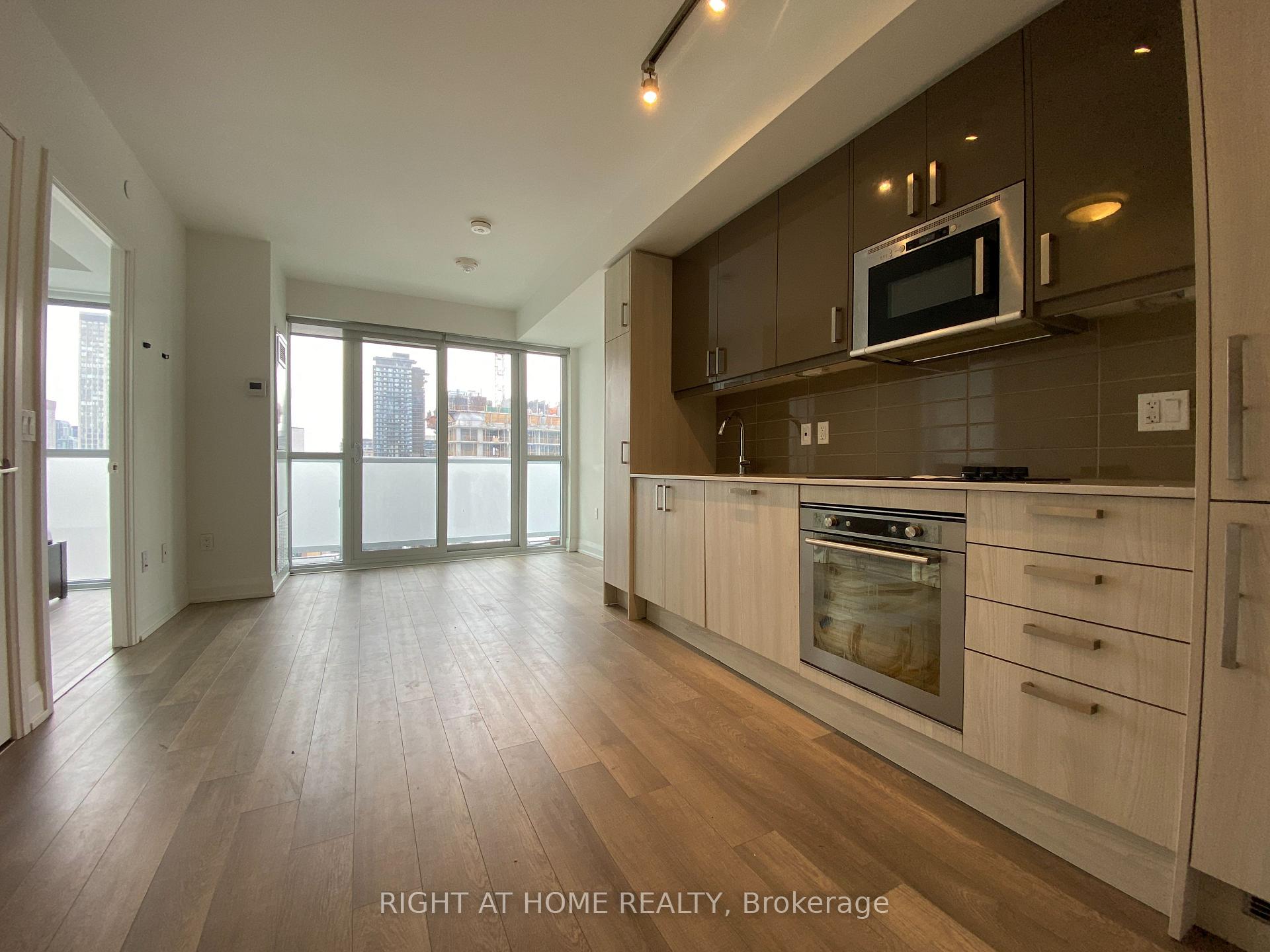 Photo 2 of Unit 1906, 77 Mutual Street, Toronto, Church-Yonge Corridor — HOMEH