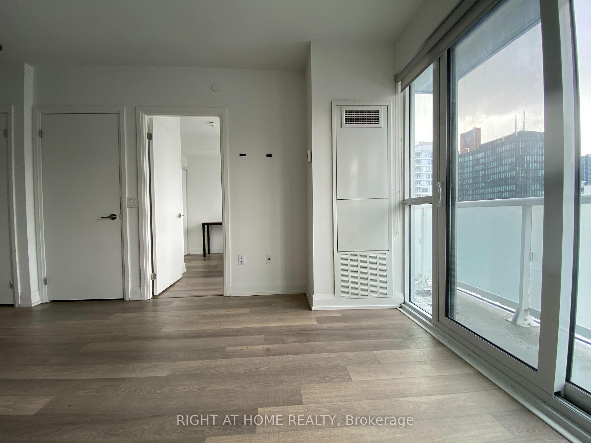 Photo 5 of Unit 1906, 77 Mutual Street, Toronto, Church-Yonge Corridor — HOMEH