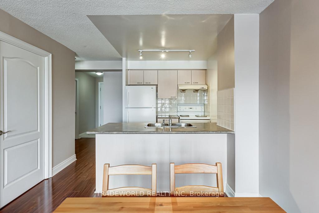 Photo 10 of Unit 501, 51 Saddlecreek Drive, Markham, Commerce Valley — HOMEH