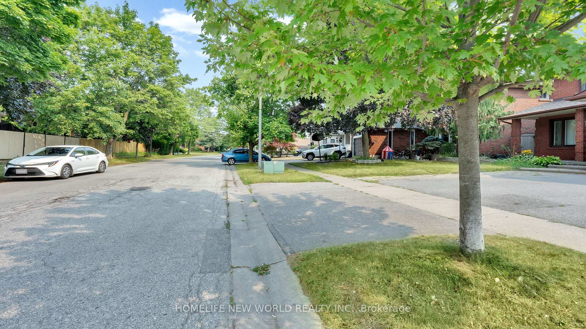 Photo 3 of 1251 Fawndale Road, Pickering, Rougemount — HOMEH