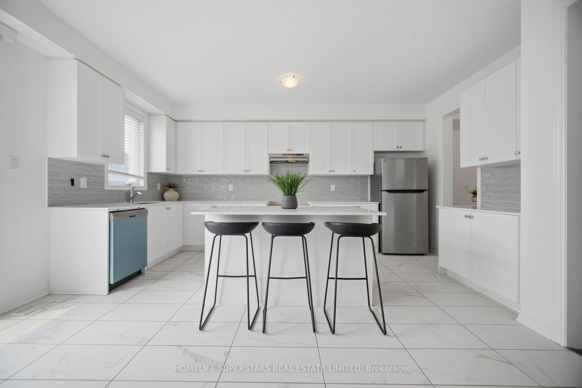 Photo 5 of 93 Stewardship Road, Brampton, Northwest Brampton — HOMEH