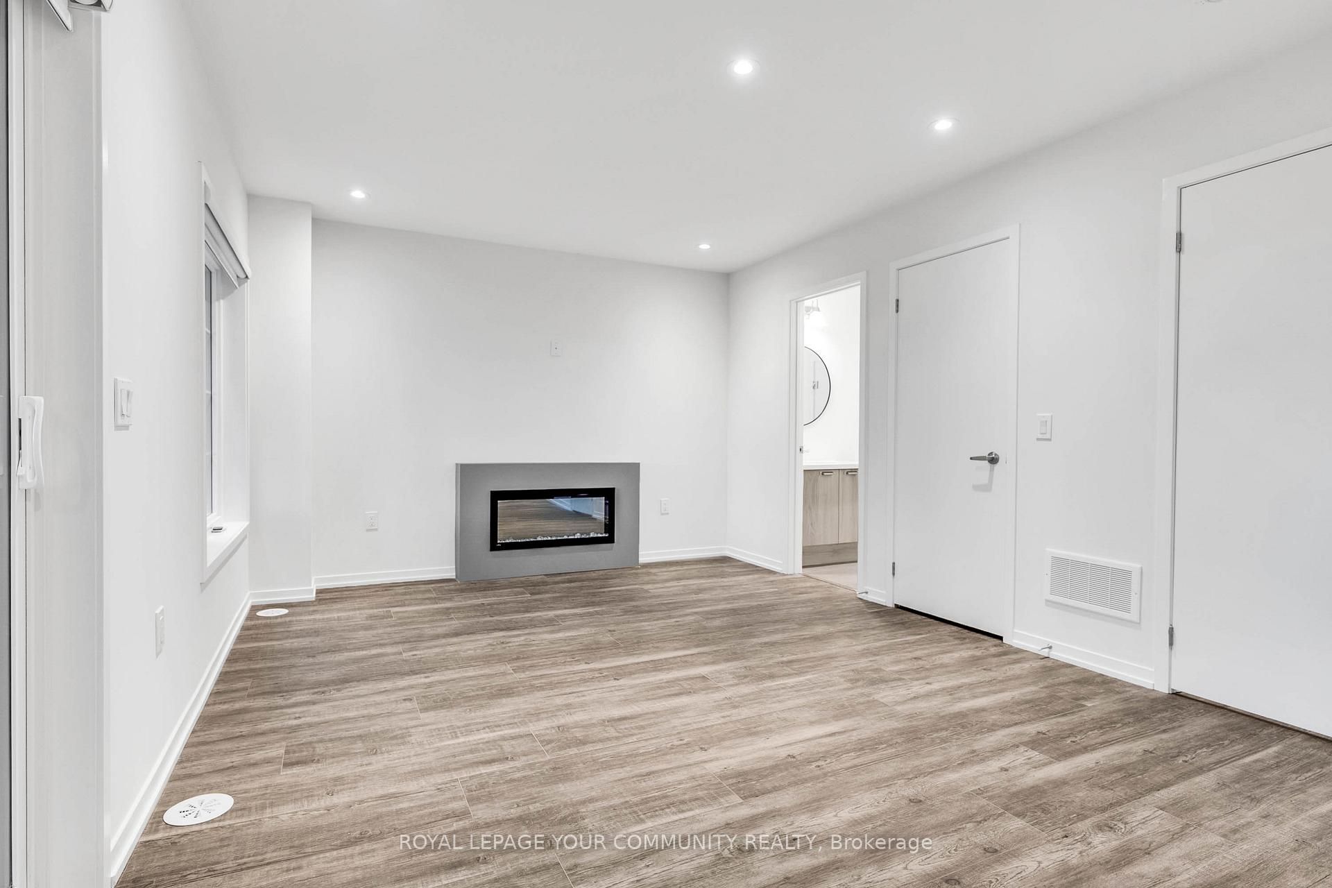 Photo 8 of 38 Arbour Green Crescent, Vaughan, Kleinburg — HOMEH