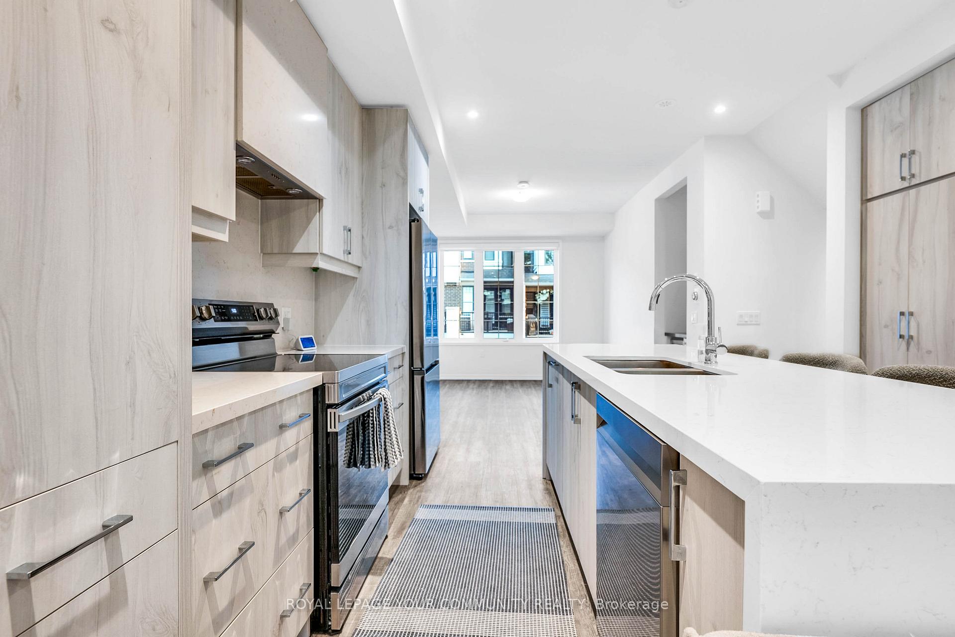 Photo 14 of 38 Arbour Green Crescent, Vaughan, Kleinburg — HOMEH