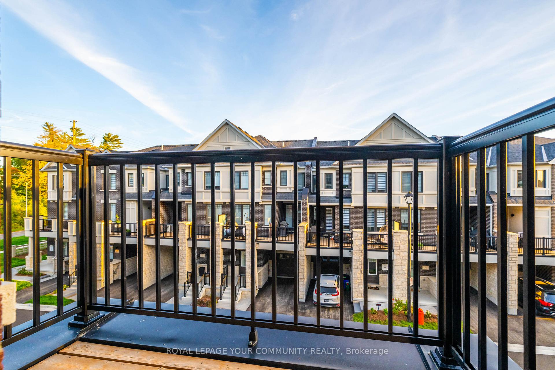 Photo 31 of 38 Arbour Green Crescent, Vaughan, Kleinburg — HOMEH