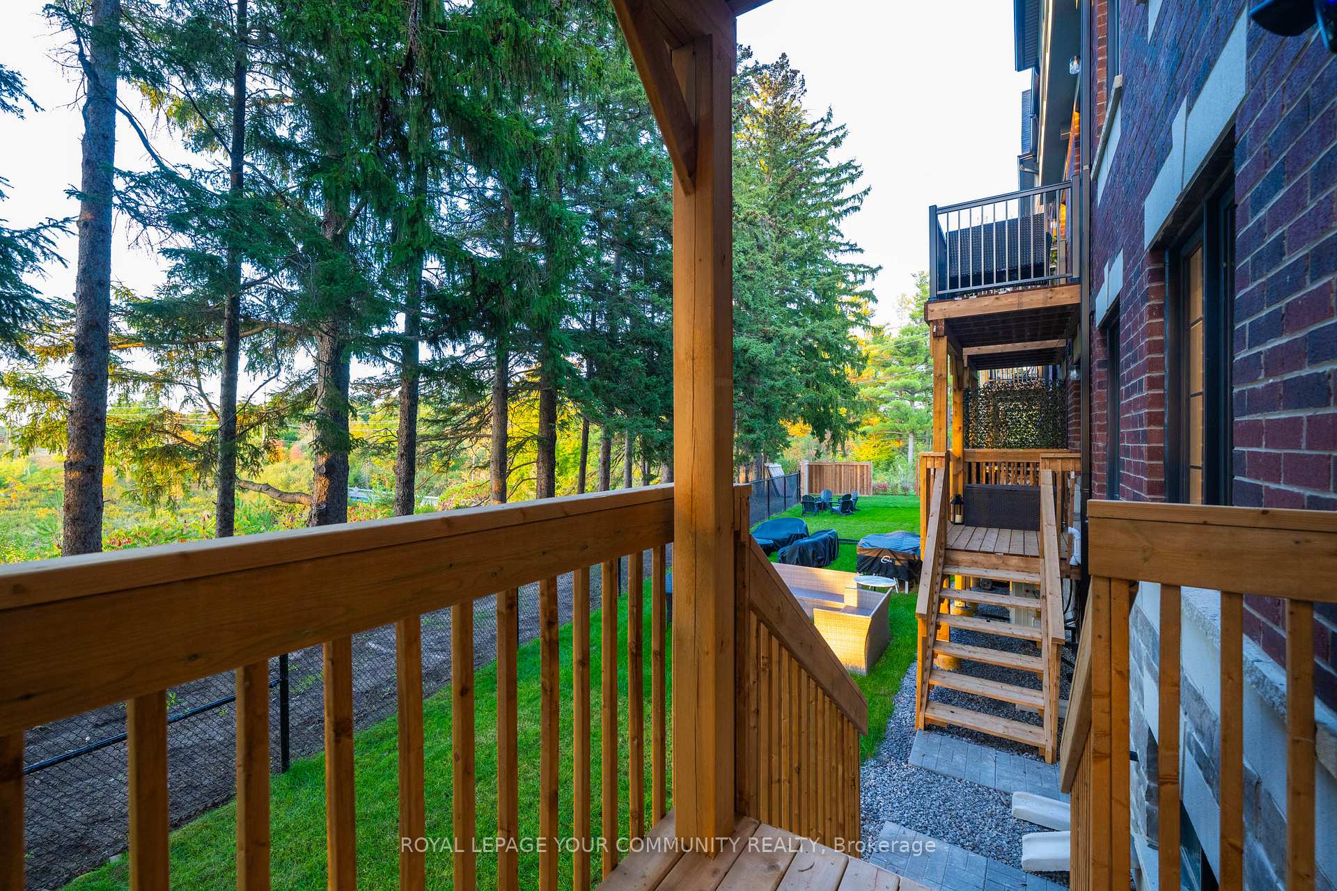 Photo 33 of 38 Arbour Green Crescent, Vaughan, Kleinburg — HOMEH