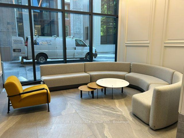 Photo 5 of Unit 4013, 3 Gloucester Street, Toronto, Church-Yonge Corridor — HOMEH