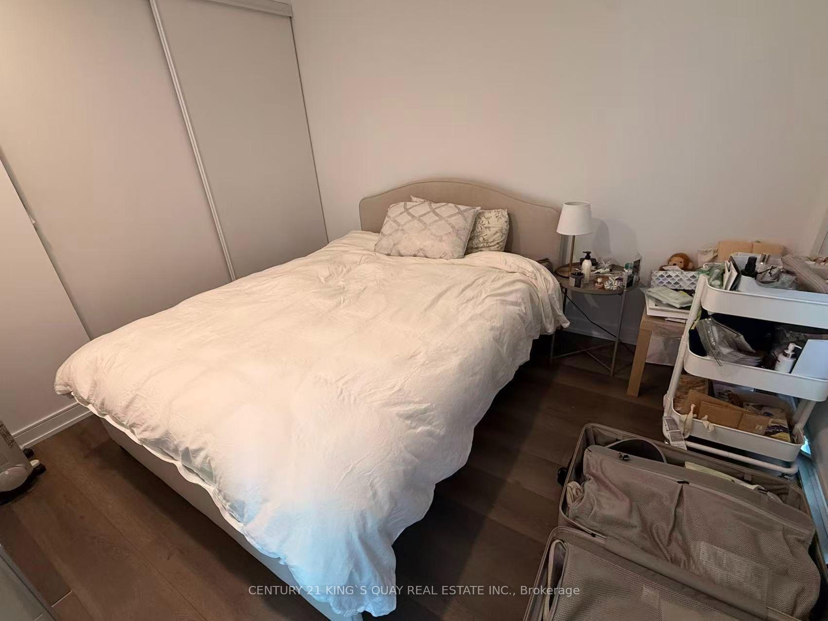 Photo 5 of Unit 3803, 3 Gloucester Street, Toronto, Church-Yonge Corridor — HOMEH