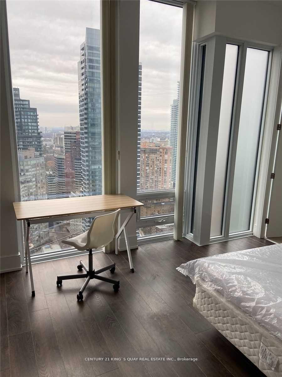 Photo 4 of Unit 3701, 28 Wellesley Street E, Toronto, Church-Yonge Corridor — HOMEH