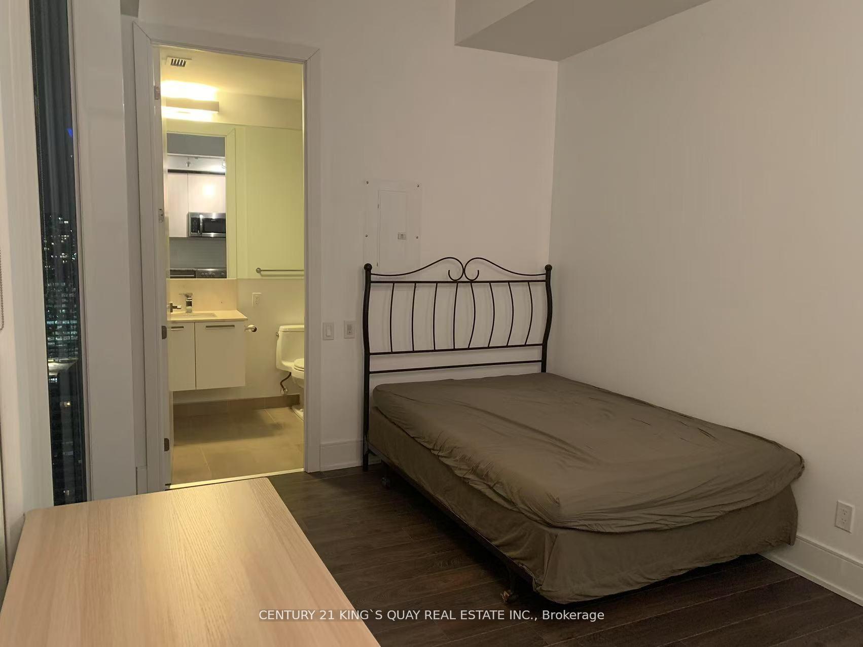 Photo 6 of Unit 3701, 28 Wellesley Street E, Toronto, Church-Yonge Corridor — HOMEH