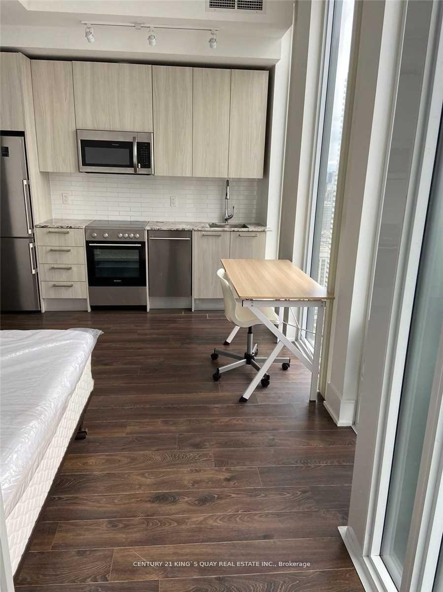 Photo 7 of Unit 3701, 28 Wellesley Street E, Toronto, Church-Yonge Corridor — HOMEH