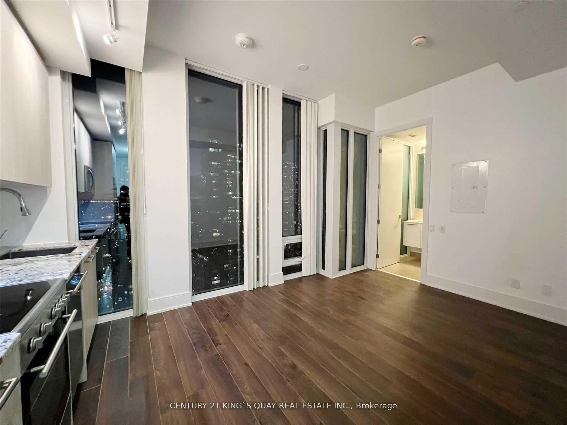 Photo 9 of Unit 3701, 28 Wellesley Street E, Toronto, Church-Yonge Corridor — HOMEH