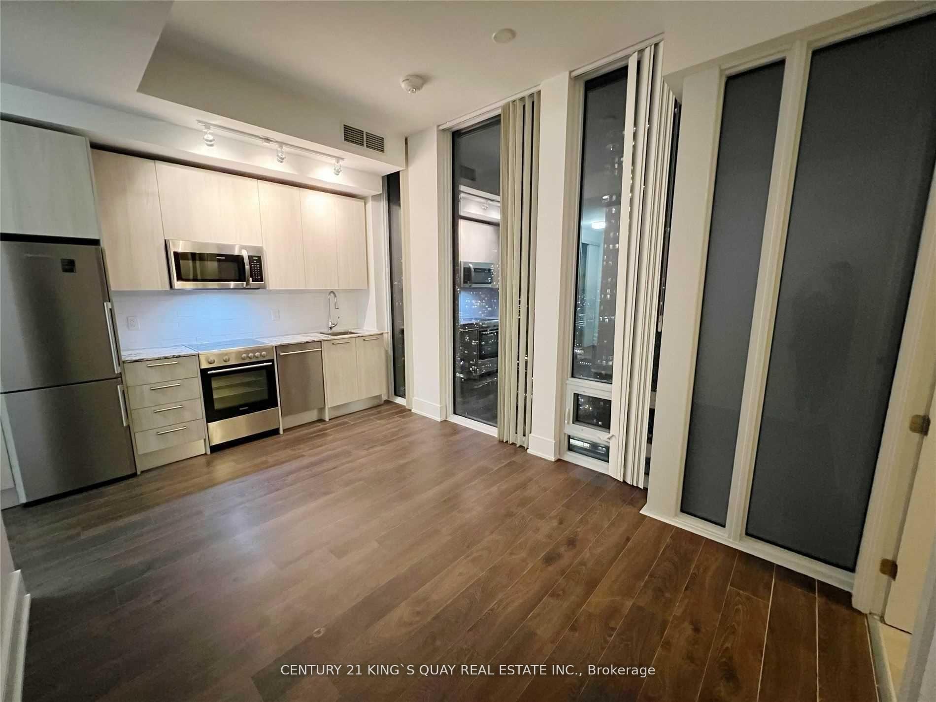 Photo 10 of Unit 3701, 28 Wellesley Street E, Toronto, Church-Yonge Corridor — HOMEH