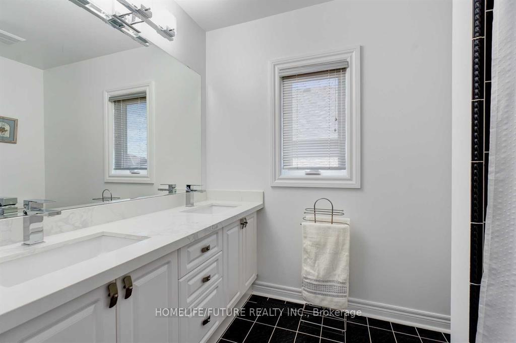Photo 11 of Unit Main & 2nd, 109 Boxwood Crescent, Markham, Rouge Fairways — HOMEH