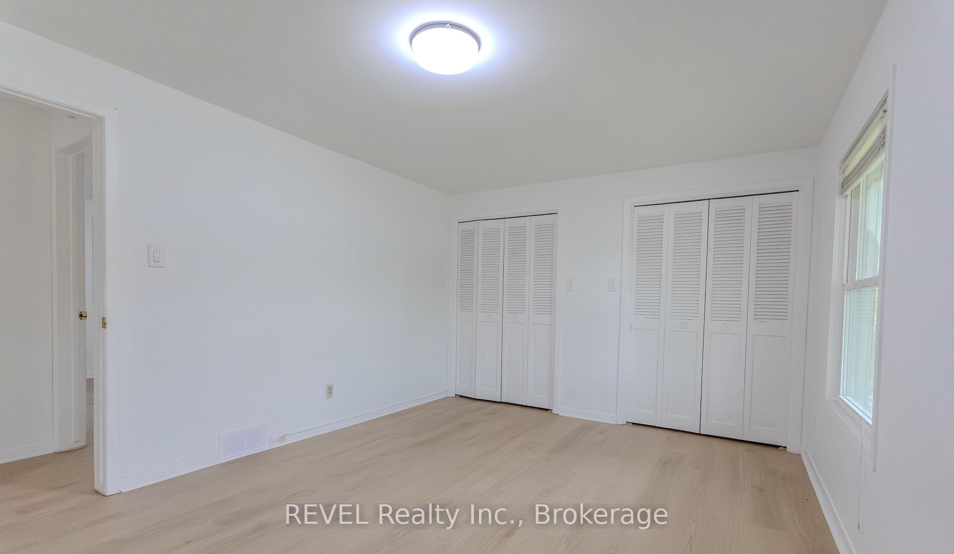 Photo 11 of 19 Woodington Crescent, St. Catharines, Glendale/Glenridge — HOMEH