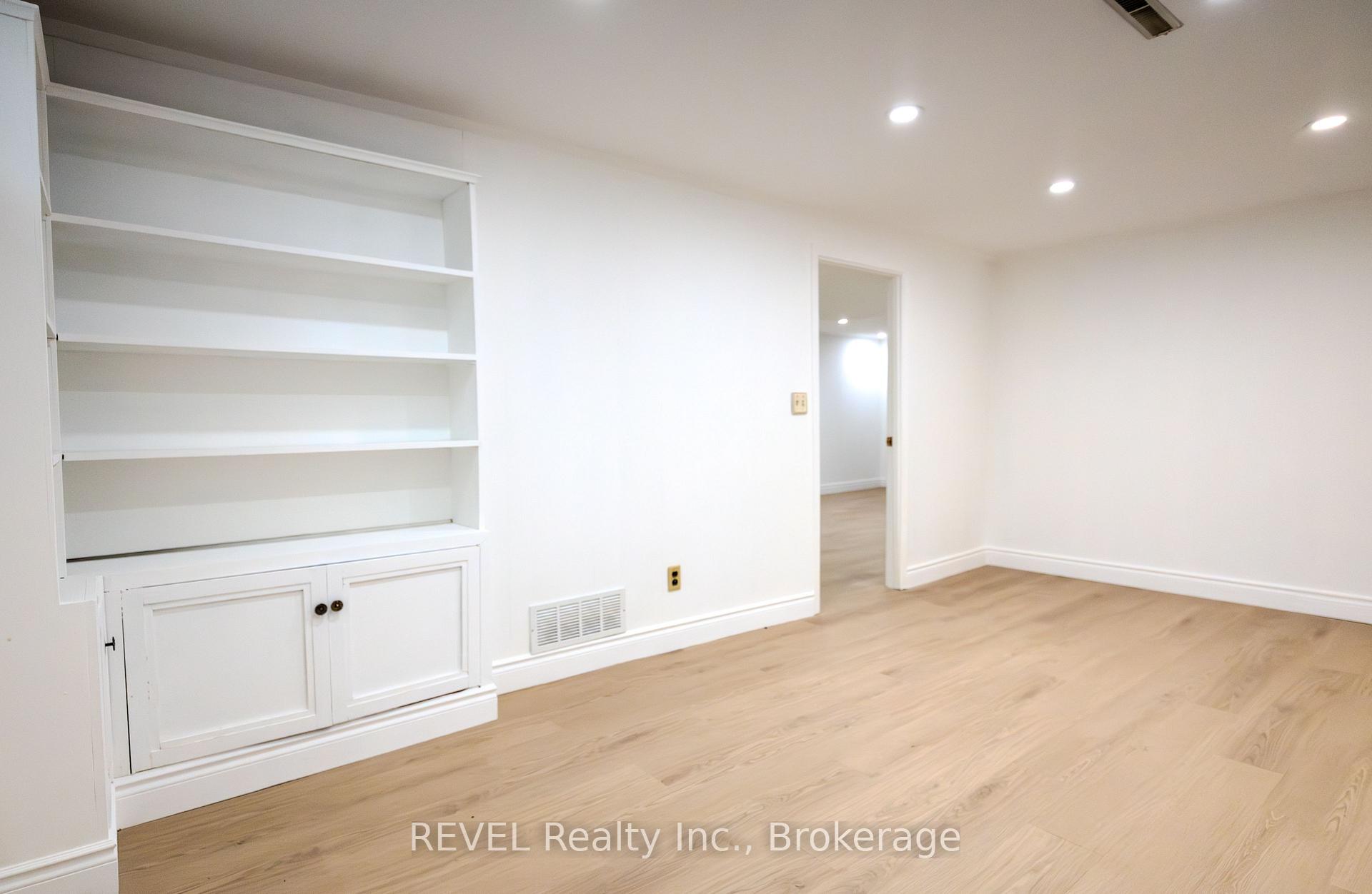 Photo 26 of 19 Woodington Crescent, St. Catharines, Glendale/Glenridge — HOMEH