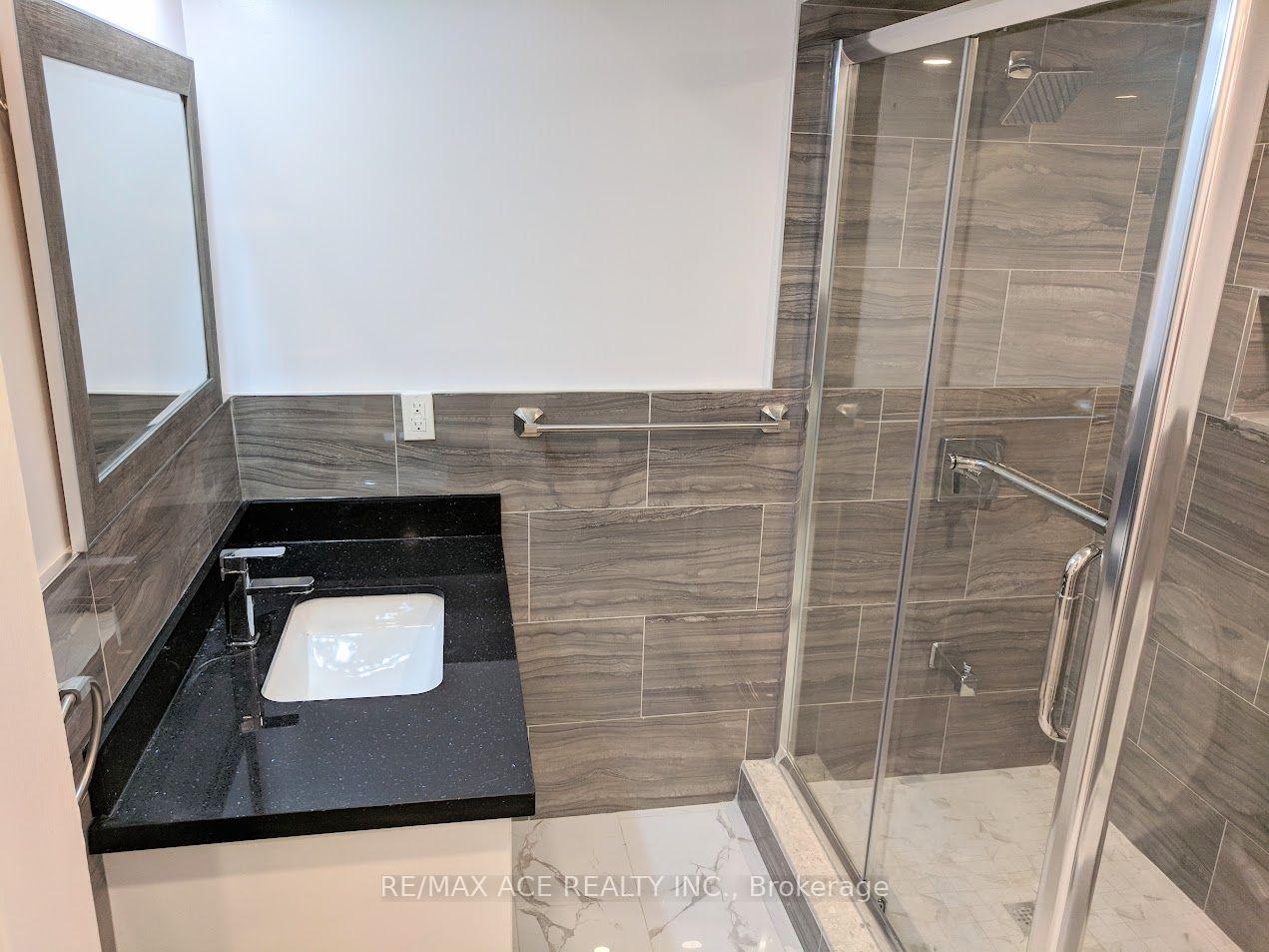 Photo 14 of 29 Frampton Road, Brampton, Northwest Brampton — HOMEH