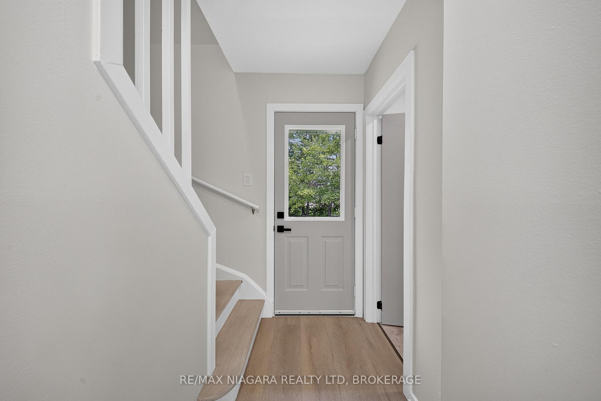 Photo 20 of 7072 Dell Avenue, Niagara Falls, Arad/Fallsview — HOMEH