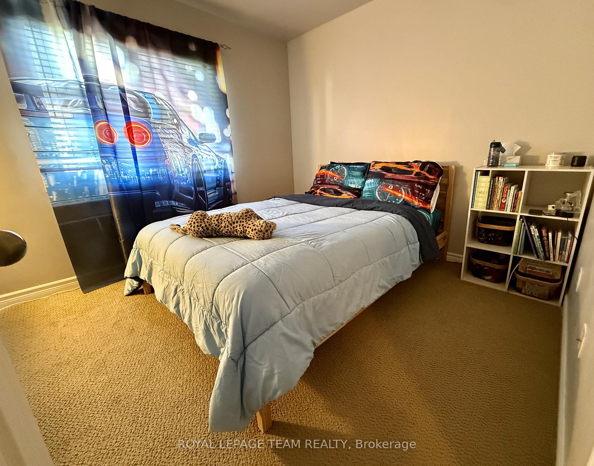 Photo 5 of Unit B, 139 Oldfield Street, Ottawa, Barrhaven East — HOMEH