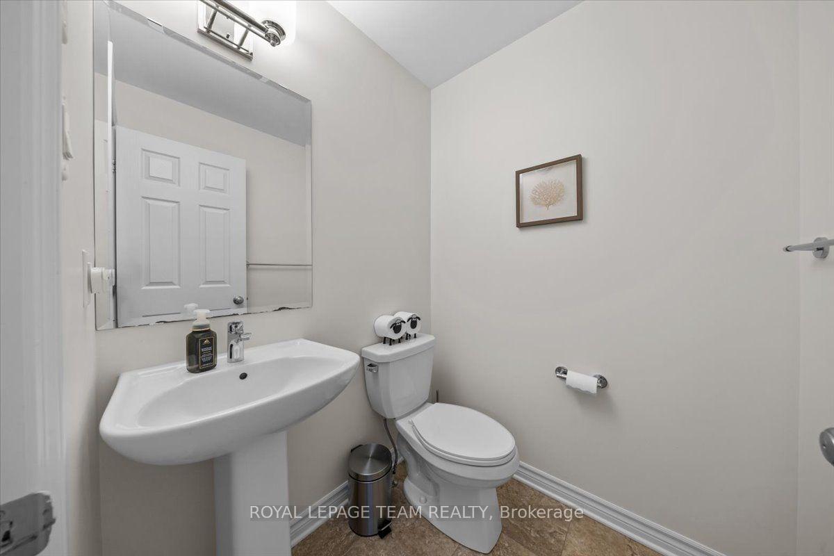 Photo 4 of 552 Jackdaw Avenue, Ottawa, Barrhaven - Half Moon Bay — HOMEH