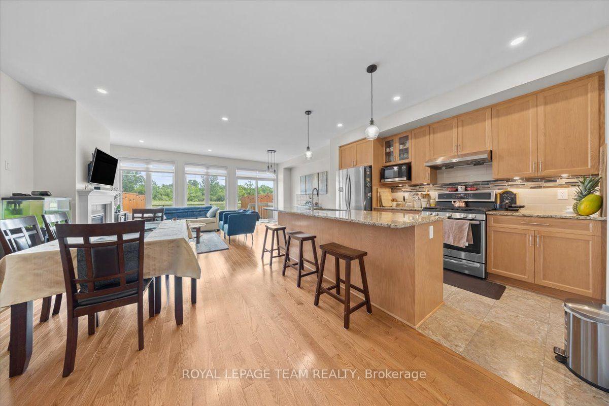 Photo 6 of 552 Jackdaw Avenue, Ottawa, Barrhaven - Half Moon Bay — HOMEH