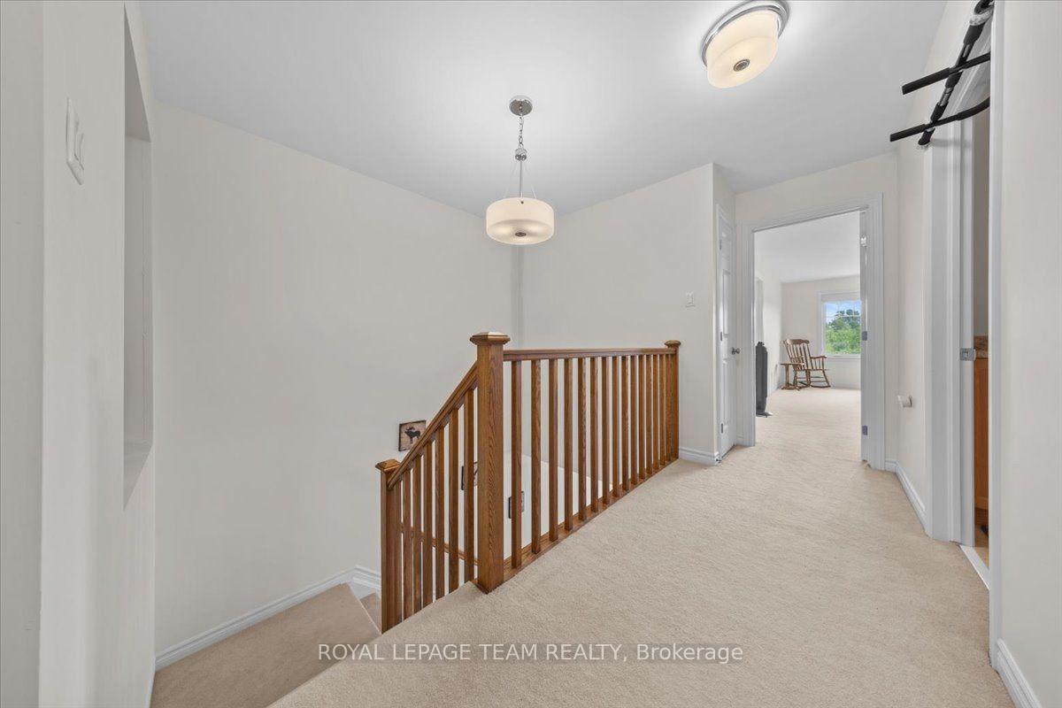Photo 17 of 552 Jackdaw Avenue, Ottawa, Barrhaven - Half Moon Bay — HOMEH