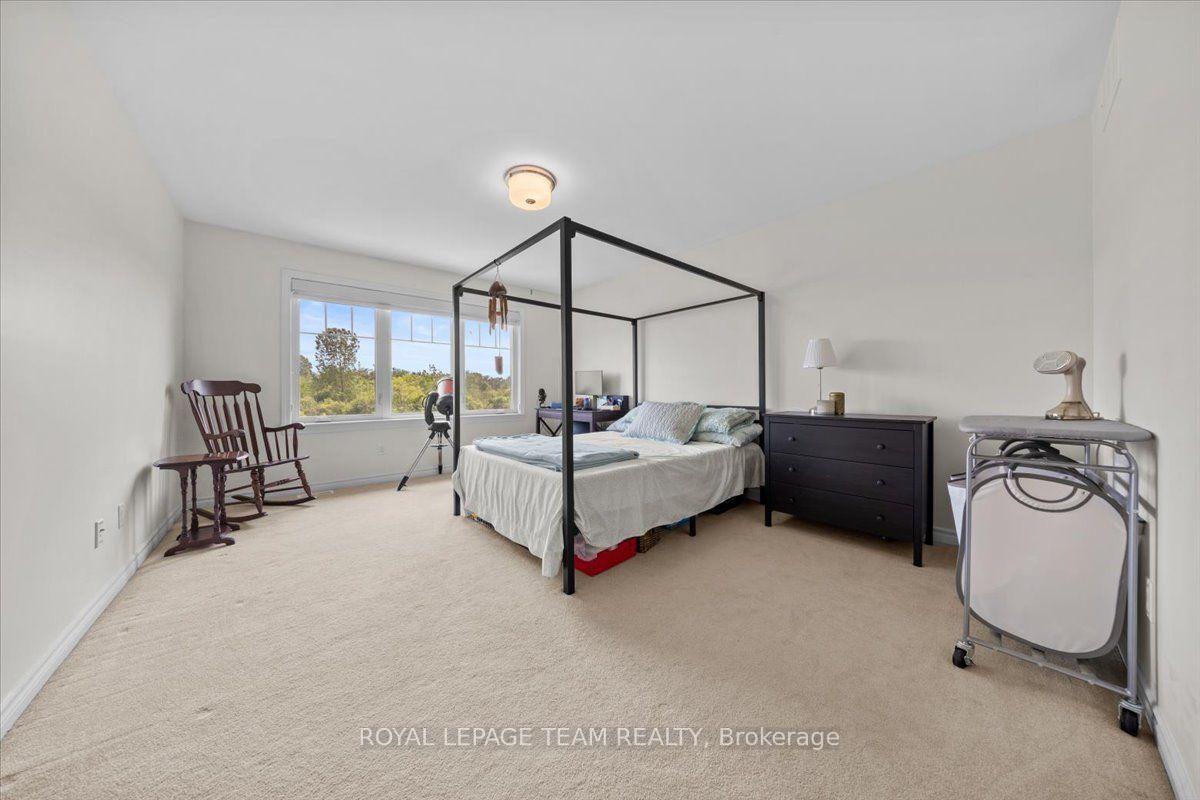 Photo 18 of 552 Jackdaw Avenue, Ottawa, Barrhaven - Half Moon Bay — HOMEH