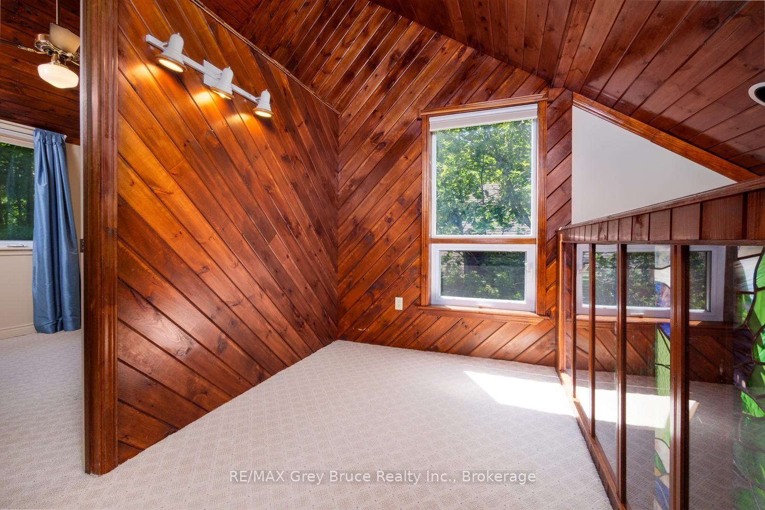 Photo 22 of 30 Riverside Place, South Bruce Peninsula — HOMEH