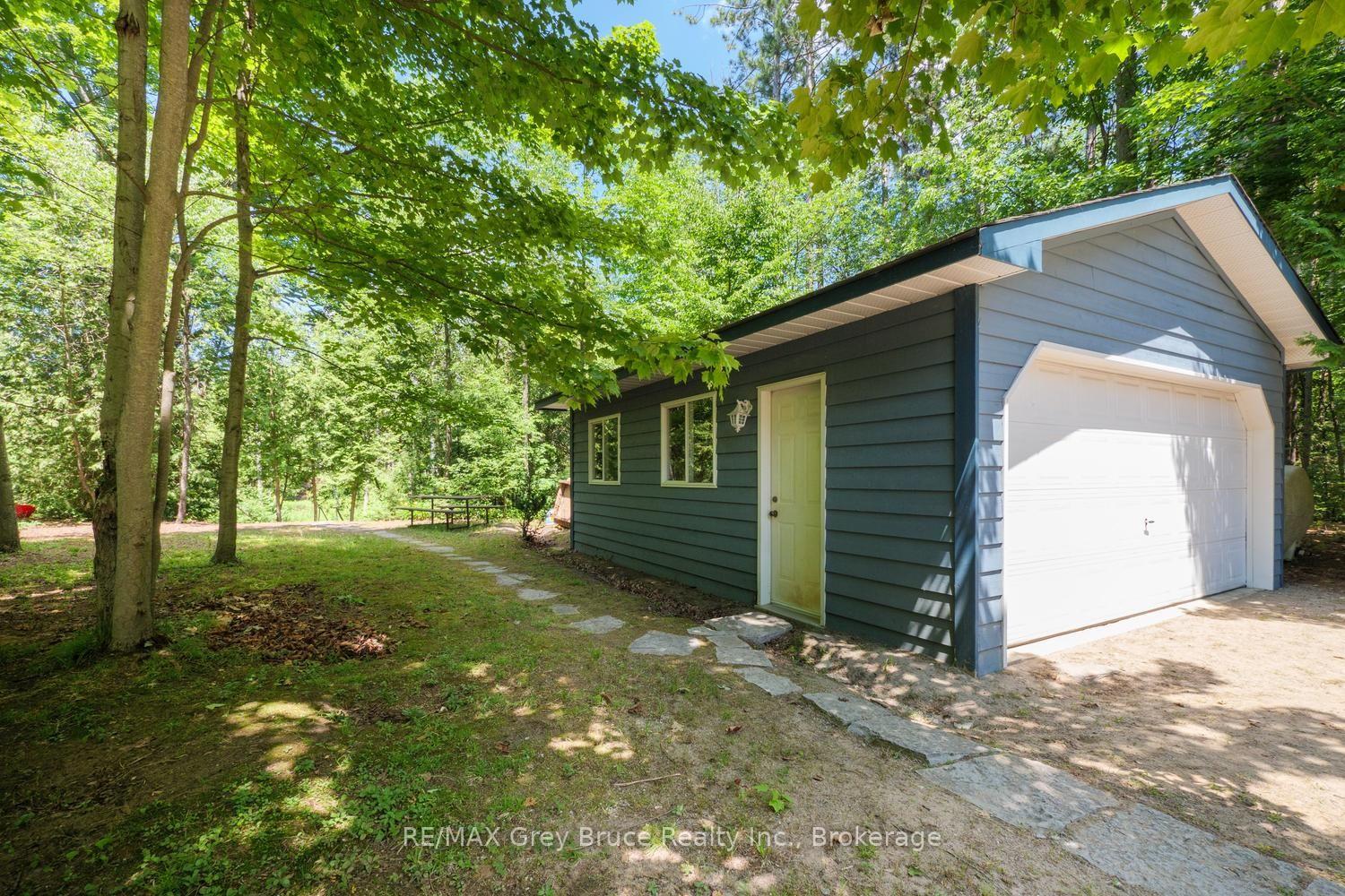 Photo 37 of 30 Riverside Place, South Bruce Peninsula — HOMEH