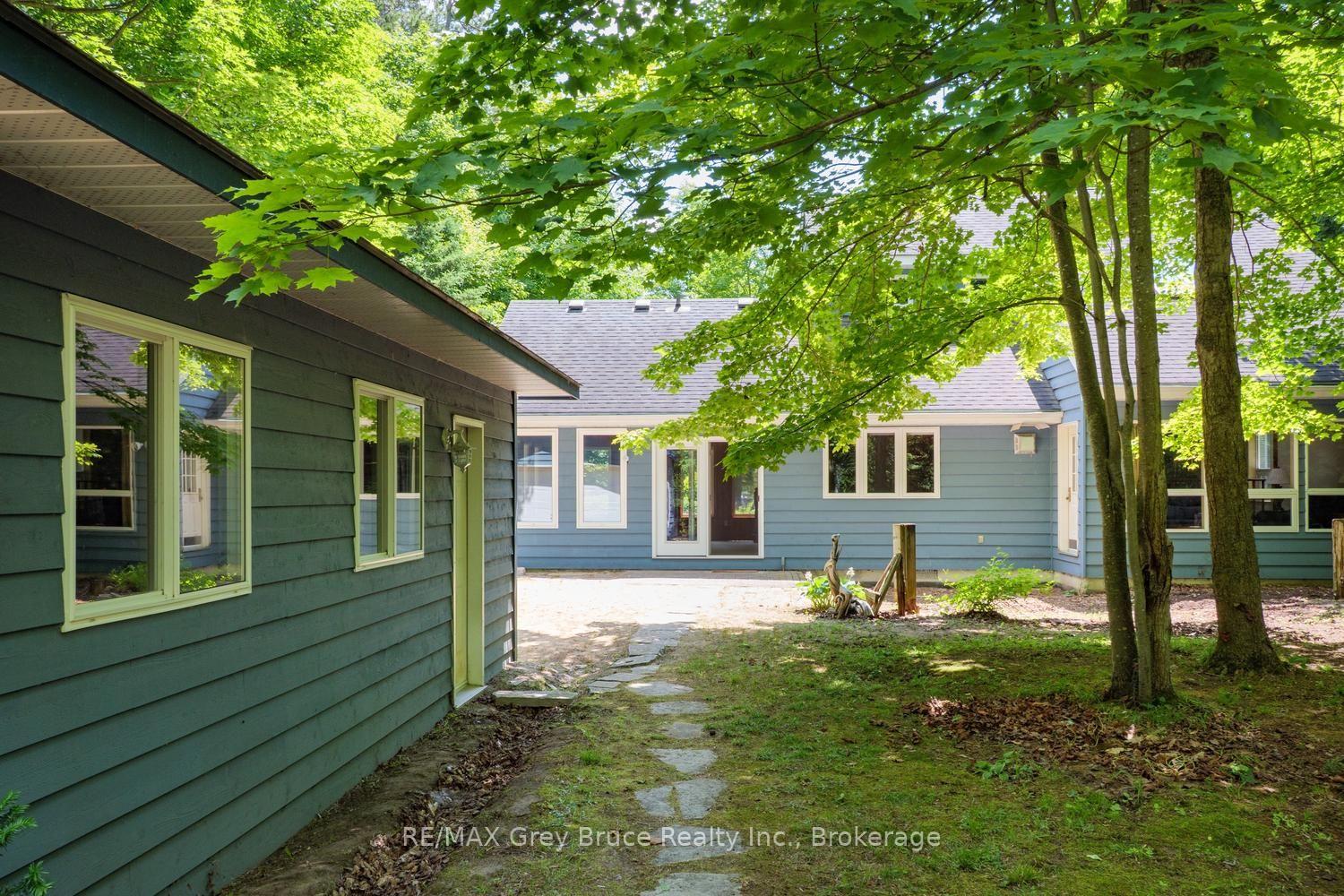 Photo 38 of 30 Riverside Place, South Bruce Peninsula — HOMEH