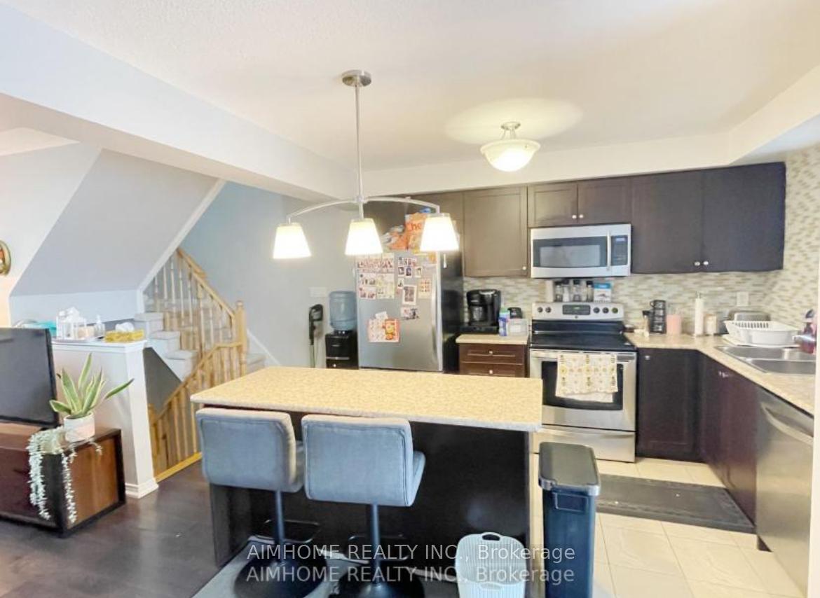 Photo 4 of 29 Chaston Road, Ajax, Central East — HOMEH