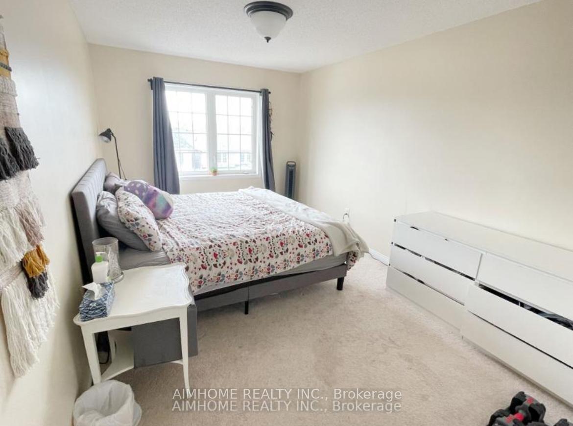 Photo 8 of 29 Chaston Road, Ajax, Central East — HOMEH