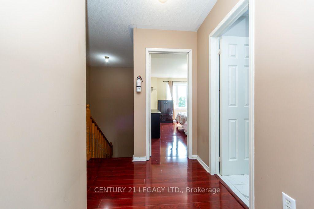 Photo 22 of 20 Twigg Drive, Ajax, Central — HOMEH