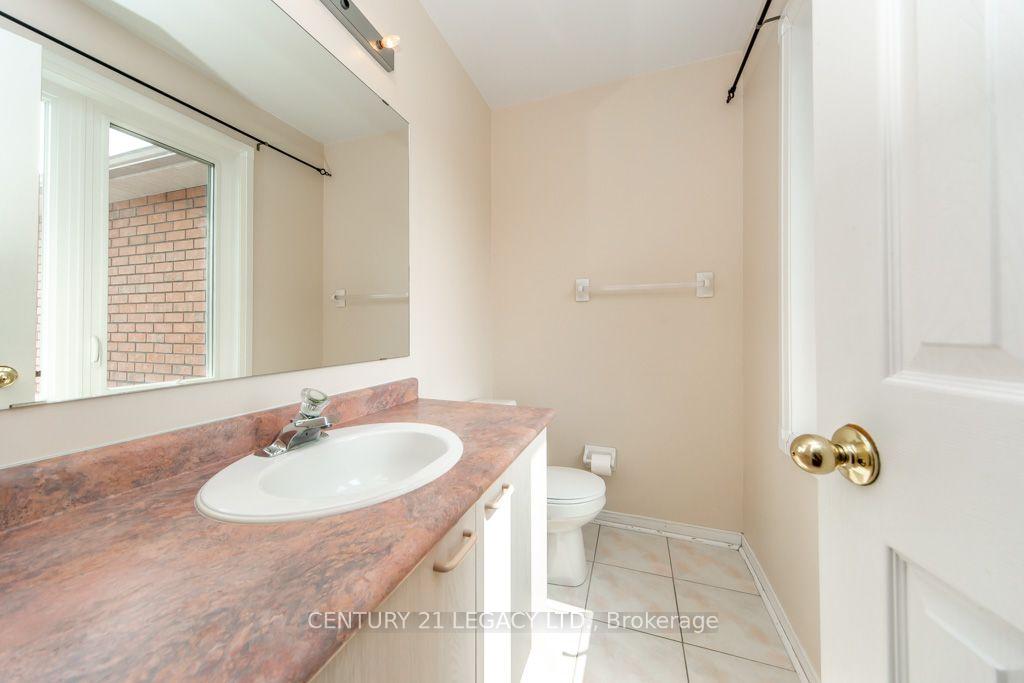 Photo 27 of 20 Twigg Drive, Ajax, Central — HOMEH