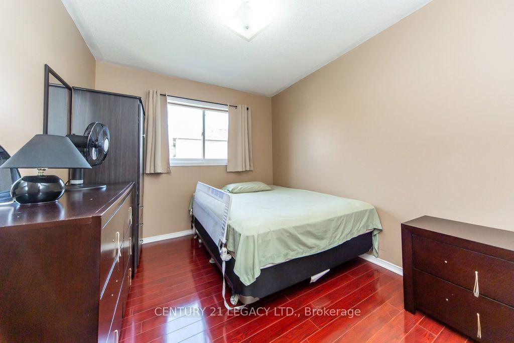 Photo 32 of 20 Twigg Drive, Ajax, Central — HOMEH