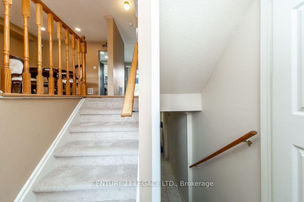 Photo 39 of 20 Twigg Drive, Ajax, Central — HOMEH