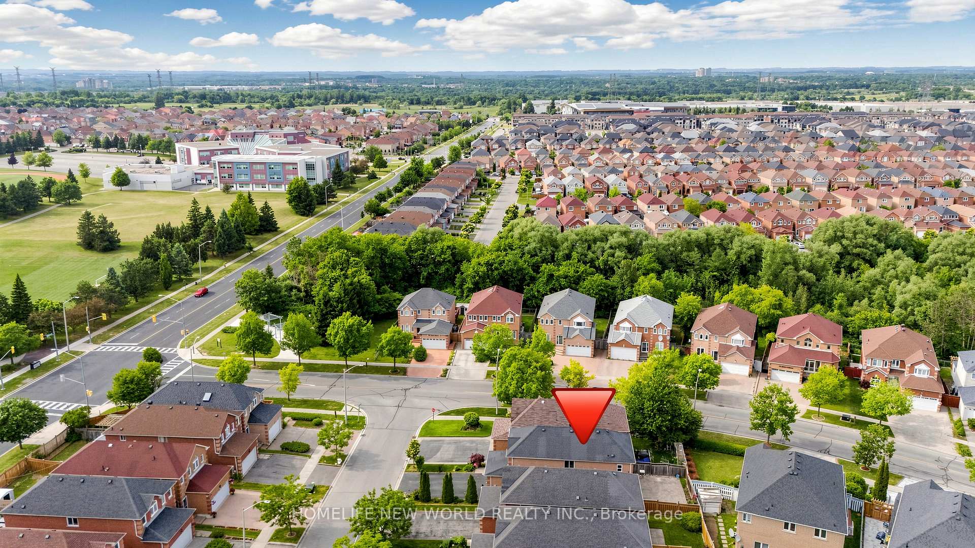 Photo 40 of 73 Doubtfire Crescent, Markham, Middlefield — HOMEH